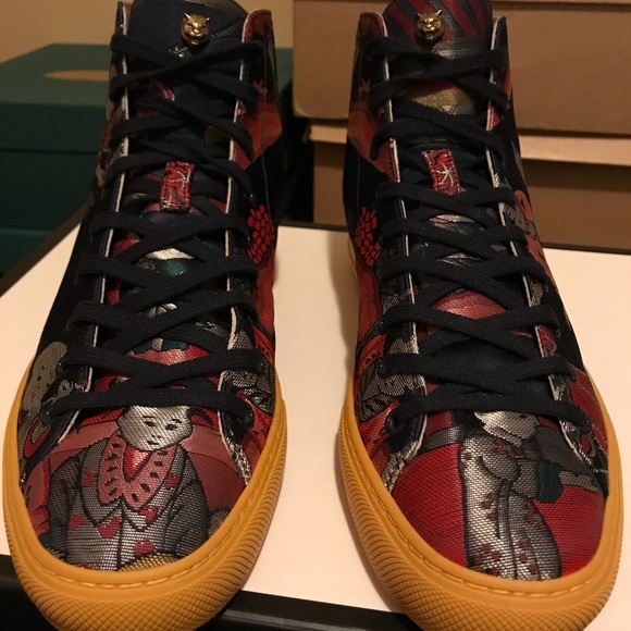 gucci donald duck slippers